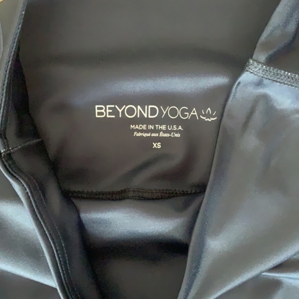 BEYOND Yoga Ombré Leggings XS - Picture 3 of 5